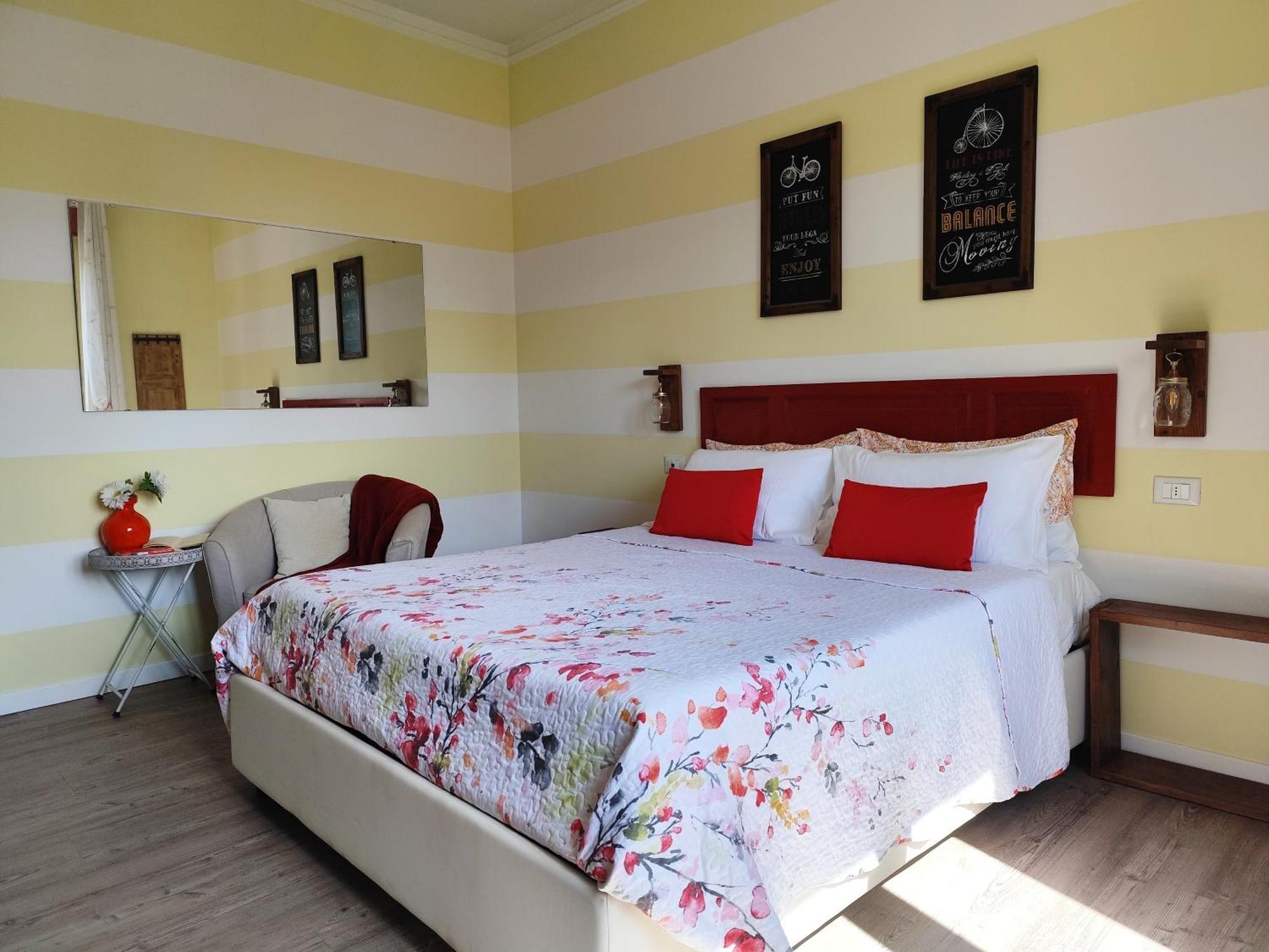 La Bicicletta Rooms Кремона Екстер'єр фото